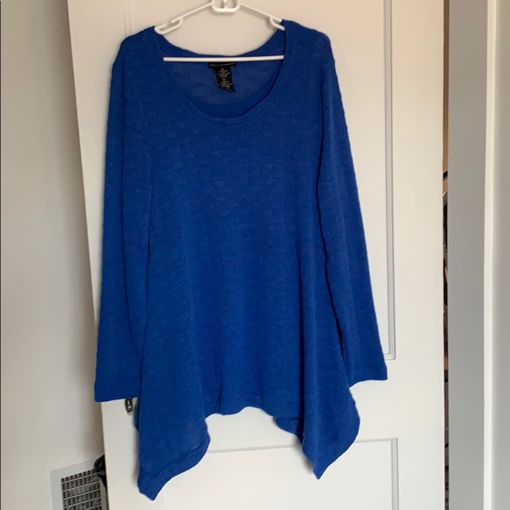 Grace Elements Flowing Top